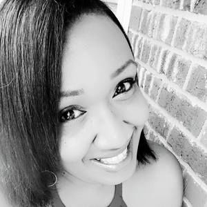 Meet your Posher, Michele